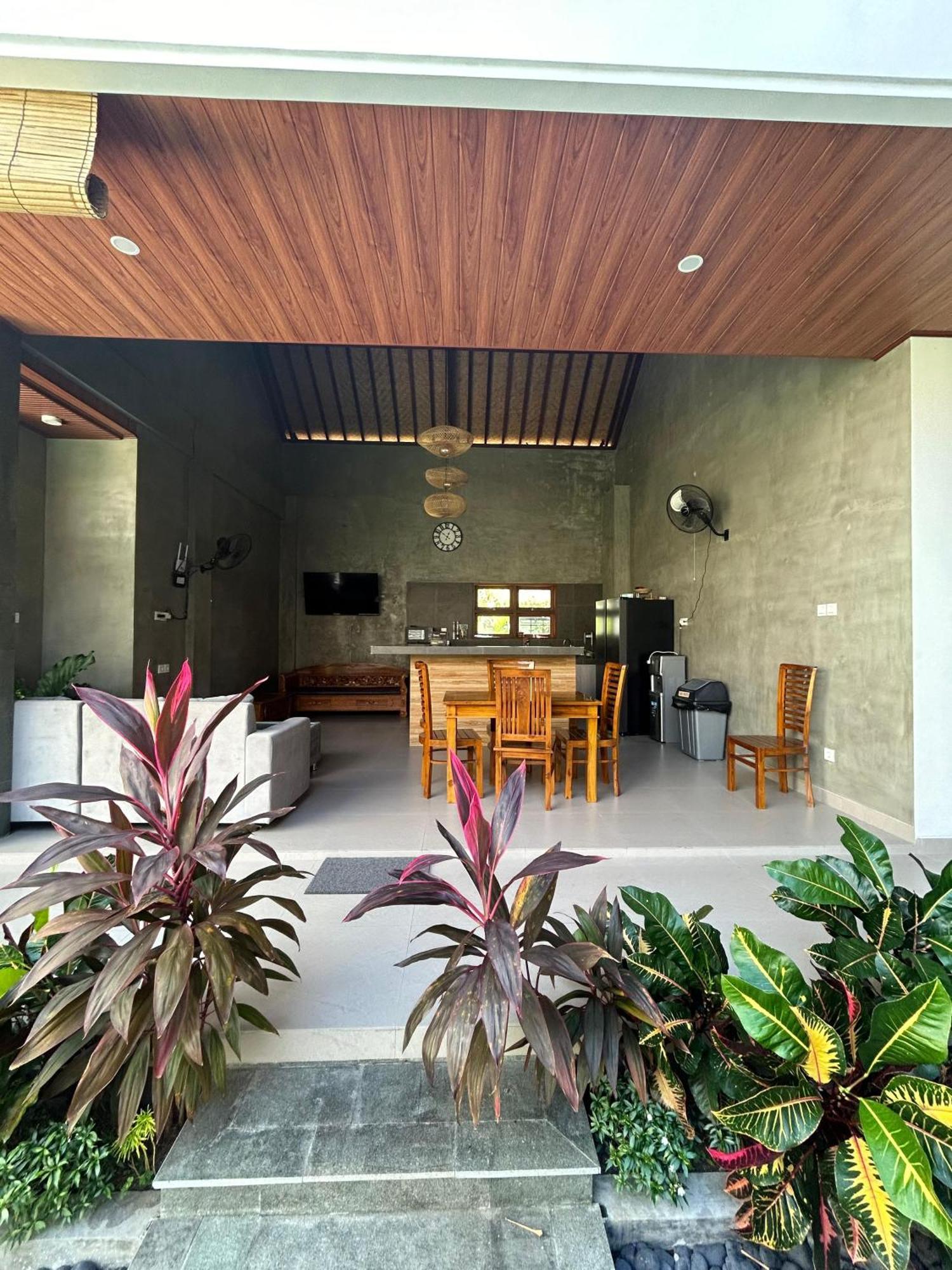 Villa Son Sun Uluwatu  Exterior photo