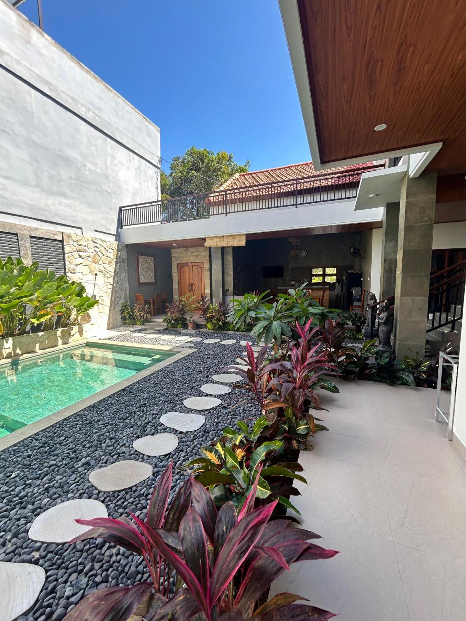 Villa Son Sun Uluwatu  Exterior photo